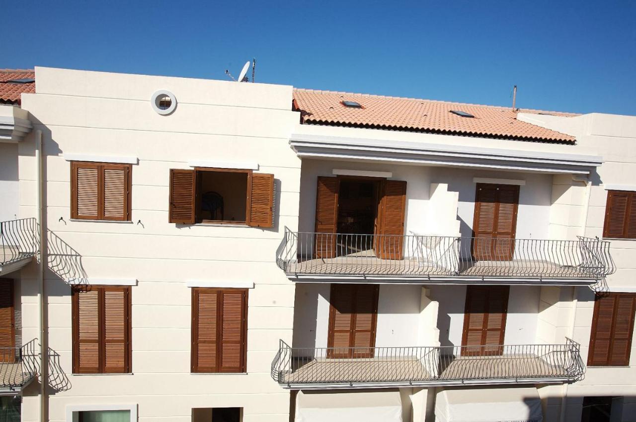 La Casa Di Lisa 2 Appartement Valledoria  Buitenkant foto
